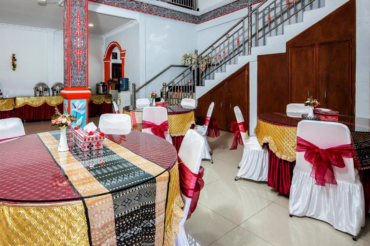 Oyo 1520 Hotel Kartini Tarutung Ngoại thất bức ảnh